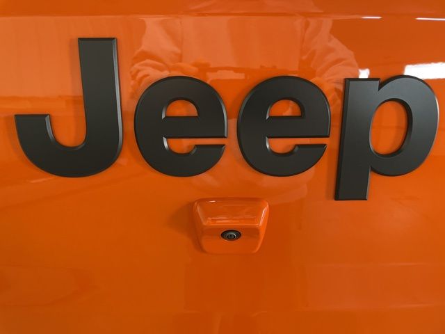 2025 Jeep Gladiator Sport photo 12