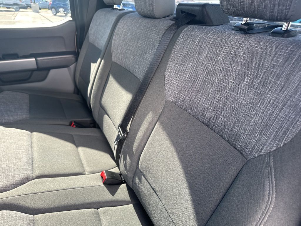 2023 Ford F-150 XLT photo 22