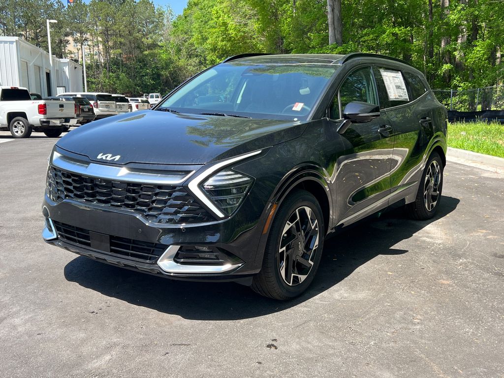 2025 Kia Sportage photo 3