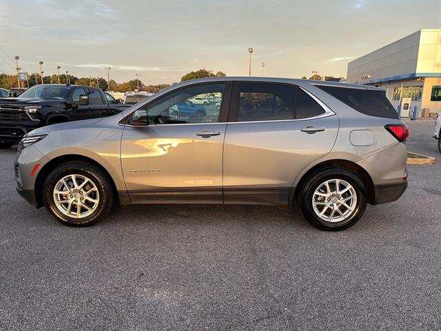 2023 Chevrolet Equinox LT photo 4