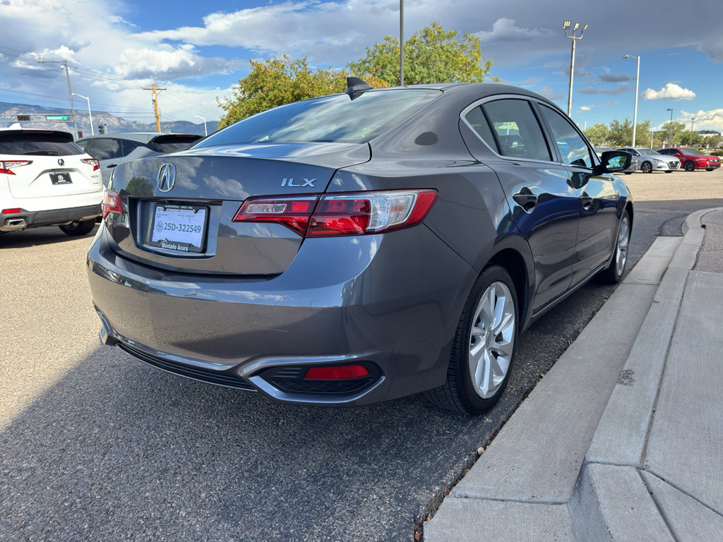 2018 Acura ILX Premium photo 6