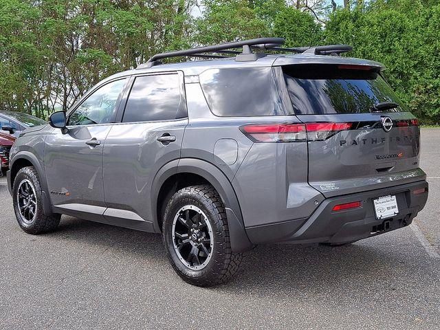 2025 Nissan Pathfinder Rock Creek photo 3