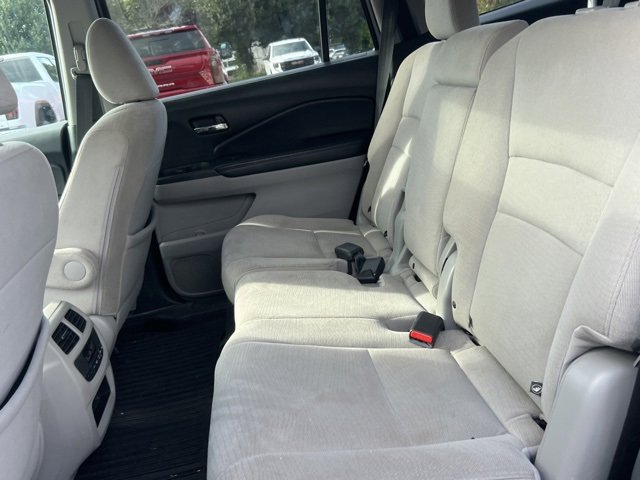 2018 Honda Pilot EX photo 14