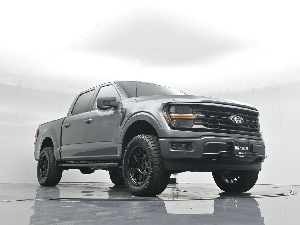 2025 Ford F-150 XLT photo 44
