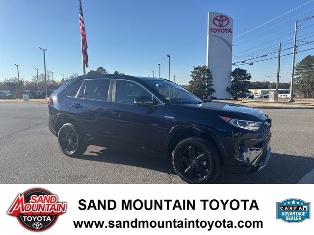 2020 Toyota RAV4 XSE's photo