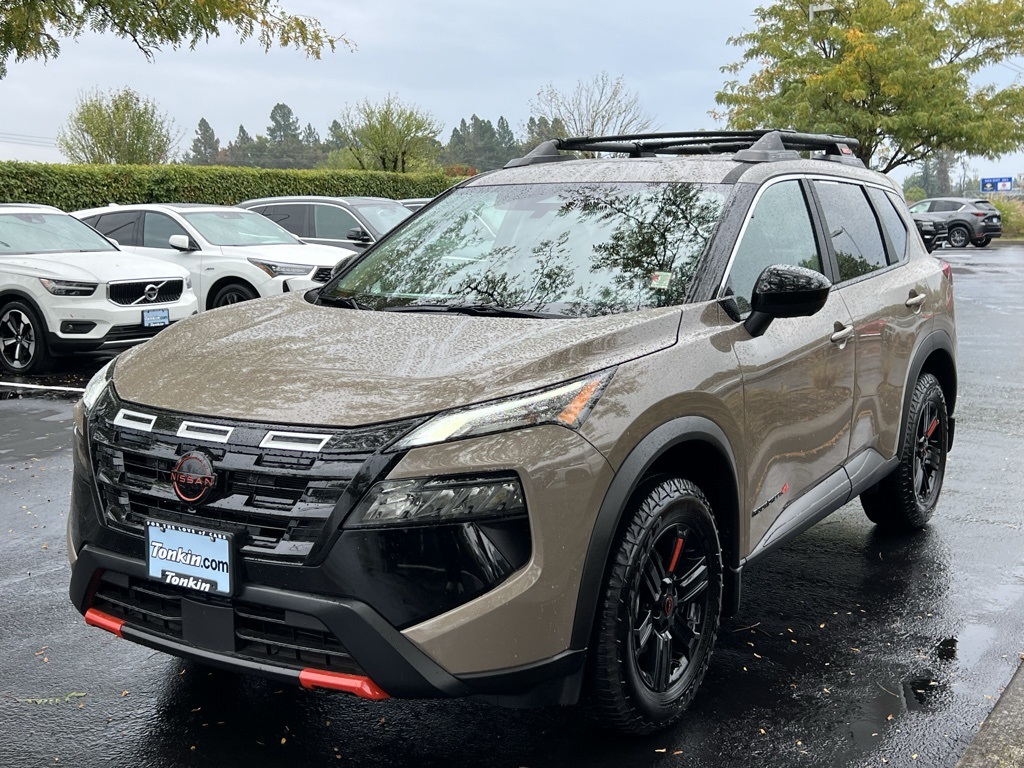 2025 Nissan Rogue SV photo 2