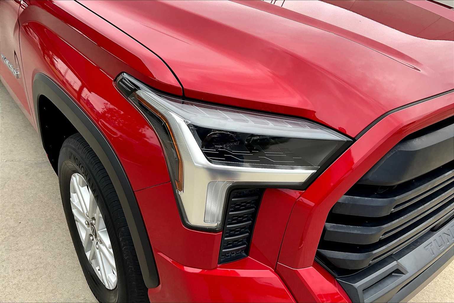 2022 Toyota Tundra SR5 photo 26