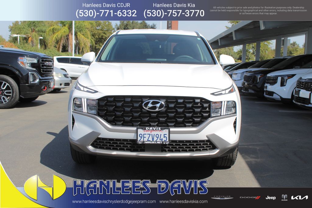 2023 Hyundai Santa Fe SE photo 2