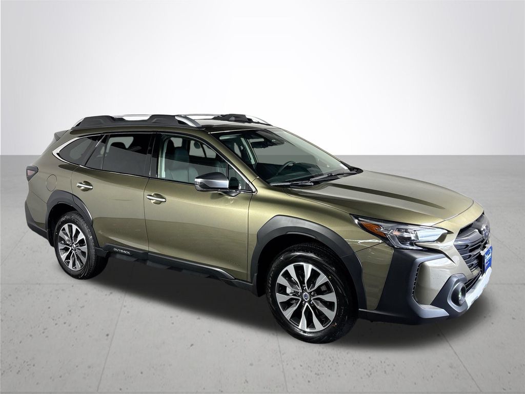 2025 Subaru Outback Touring photo 4