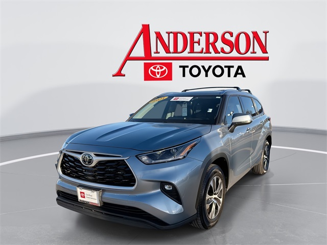 2021 Toyota Highlander XLE's photo
