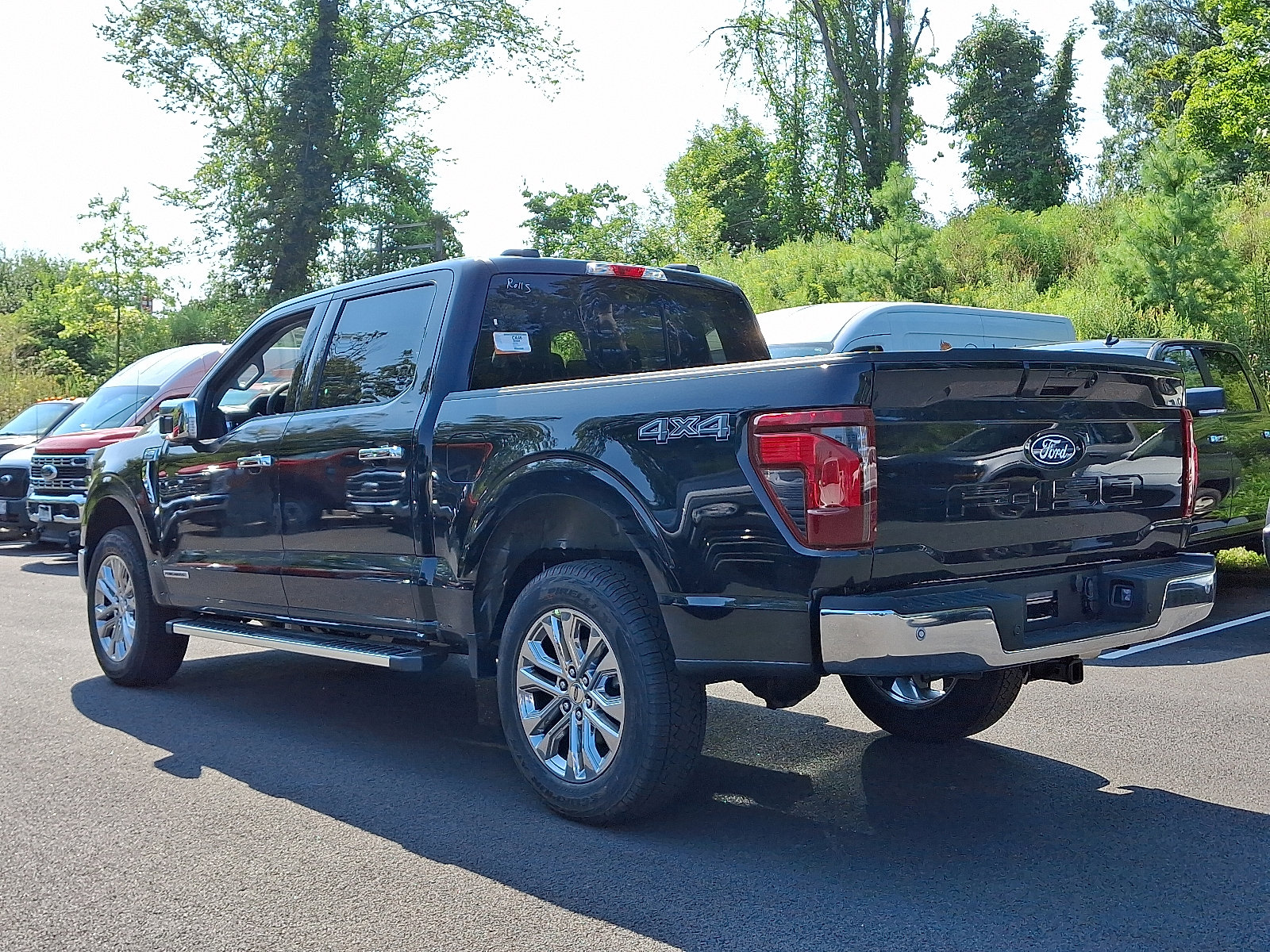 2025 Ford F-150 XLT photo 3