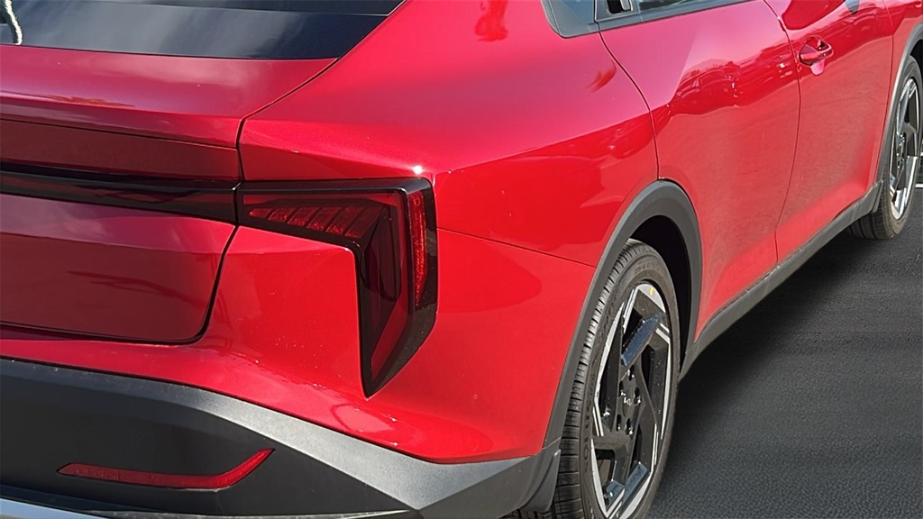 2025 Kia K4 EX photo 8