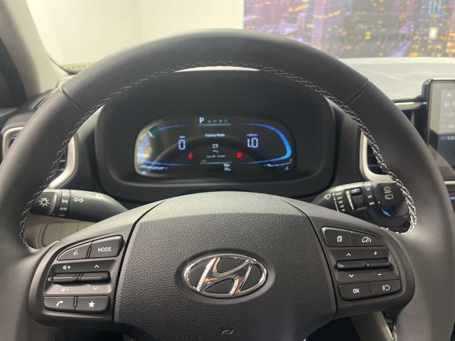2026 Hyundai Venue SEL photo 9