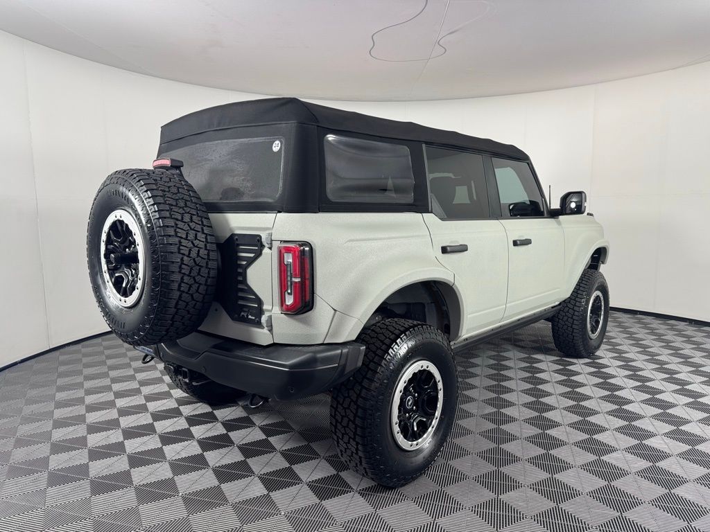 2021 Ford Bronco Badlands photo 4