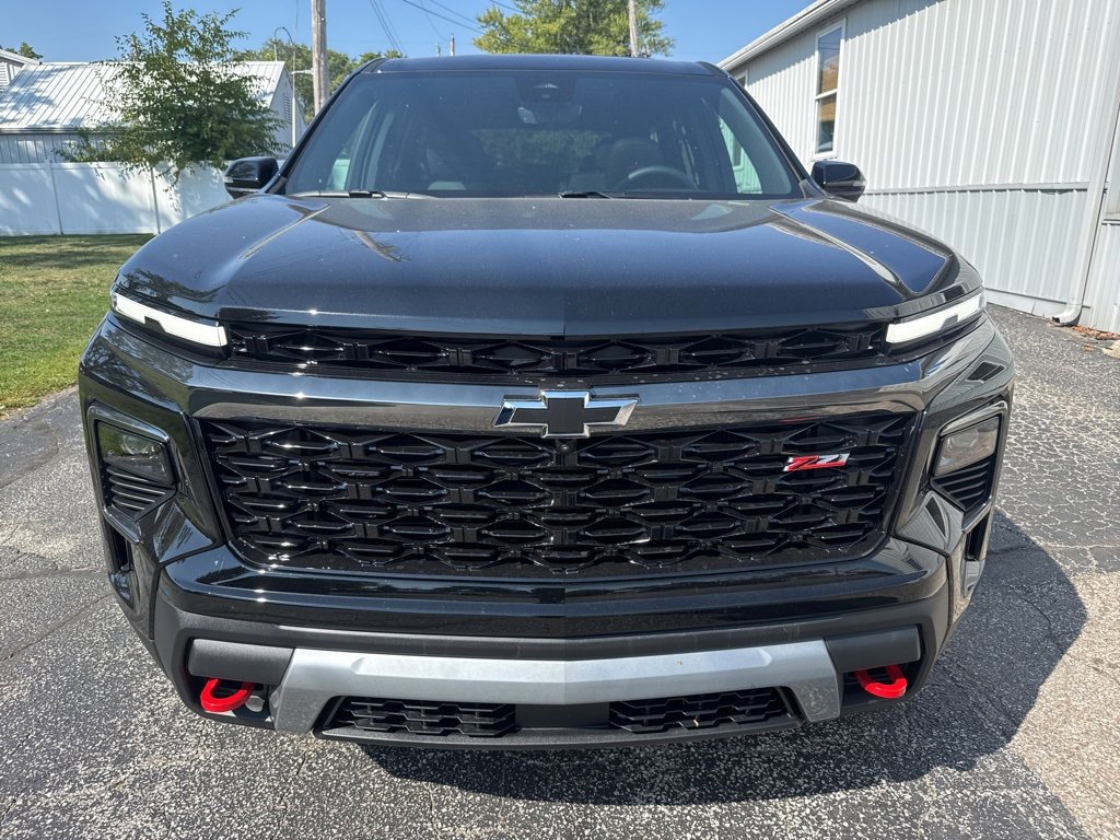 2026 Chevrolet Traverse Z71 photo 2