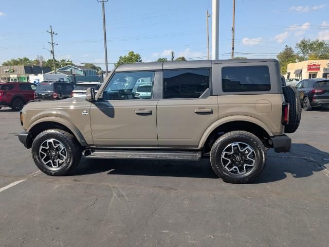 2025 Ford Bronco Outer Banks photo 36