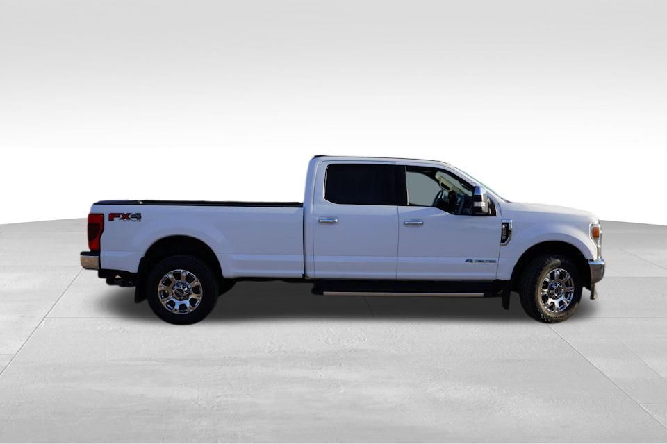 2022 Ford F-350 Lariat photo 3