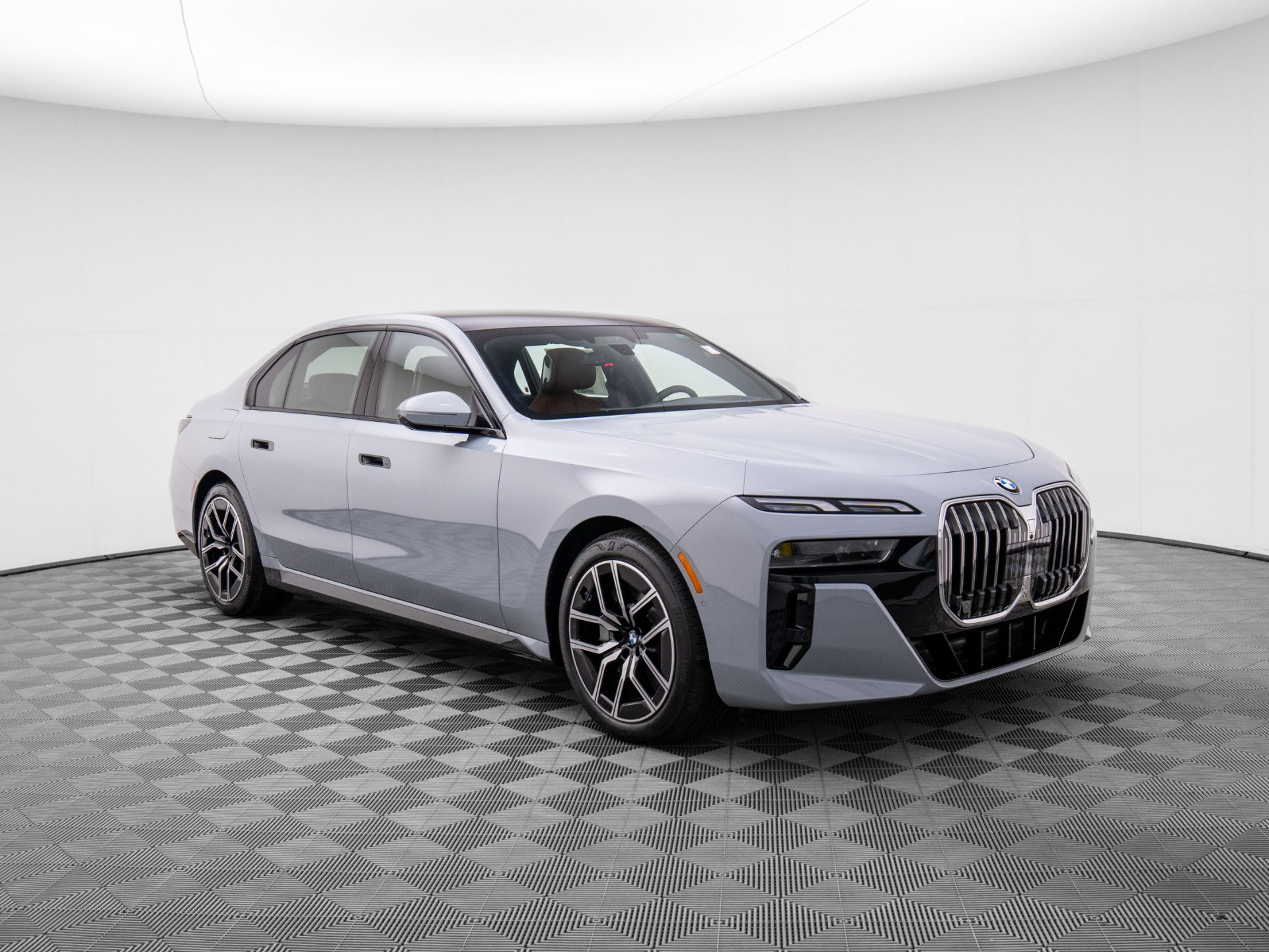 New 2025 Brooklyn Grey Metallic BMW 760i xDrive image 8