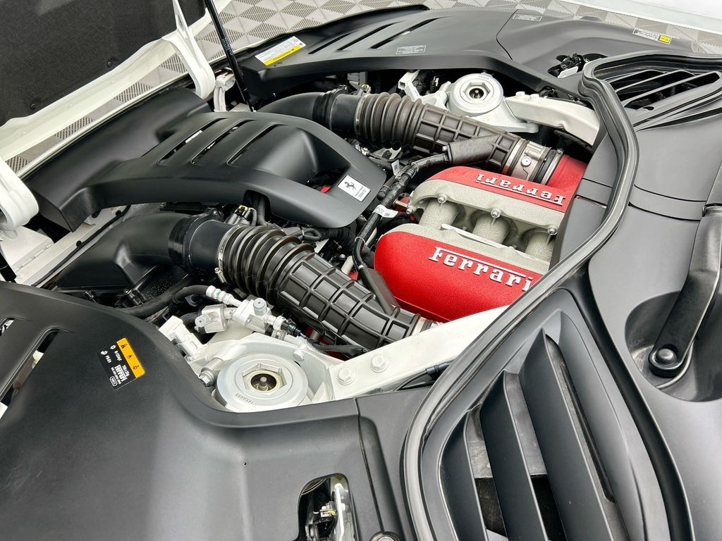 2024 Ferrari Purosangue photo 21