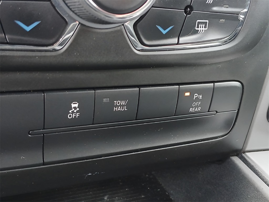2022 Ram 1500 Classic Warlock photo 18