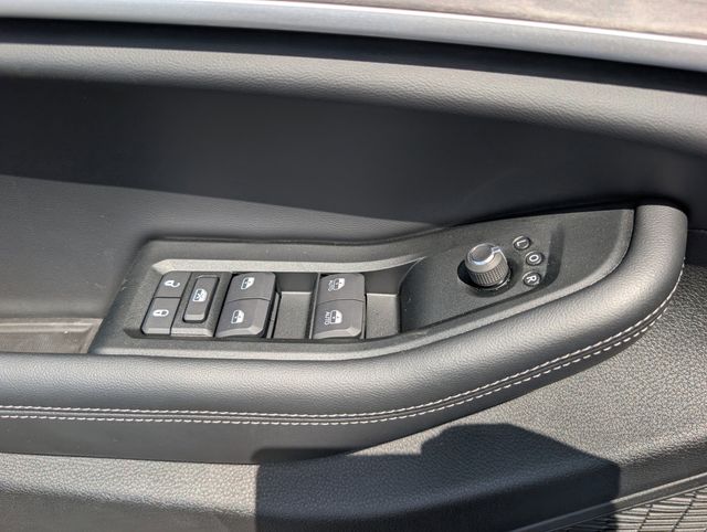 2025 Jeep Grand Cherokee Limited photo 27