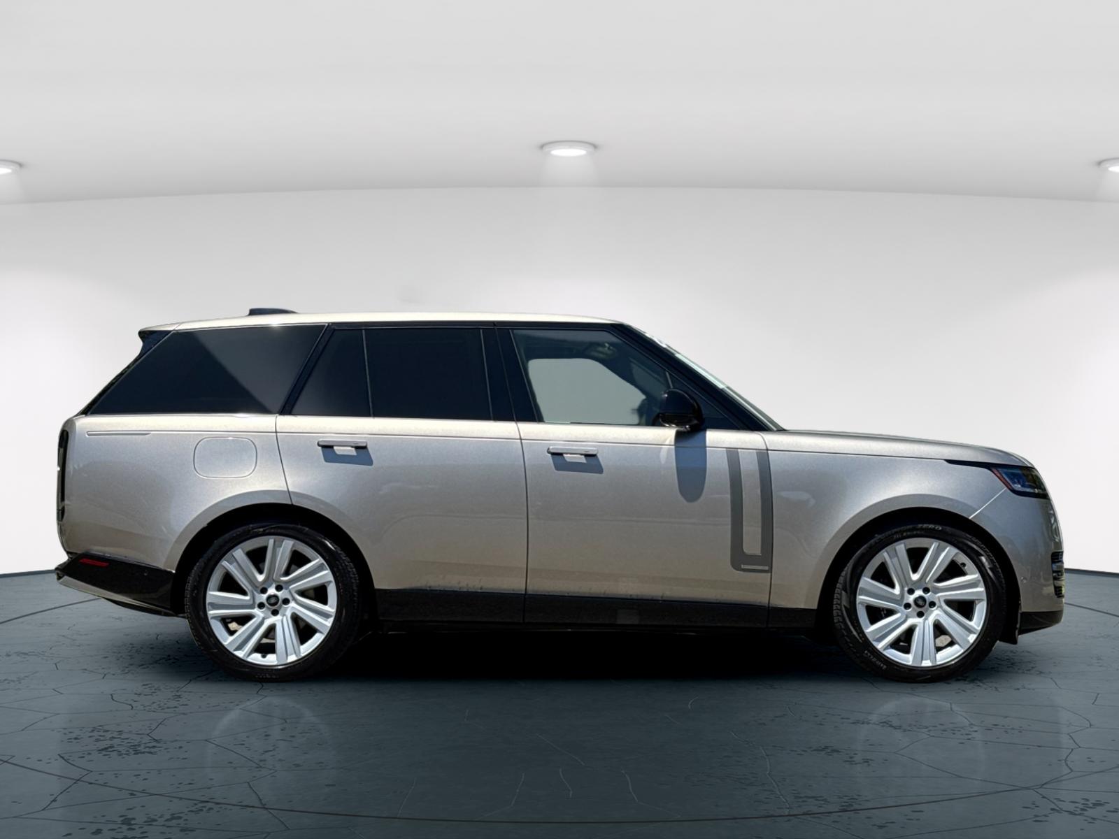 2023 Land Rover Range Rover Autobiography photo 8