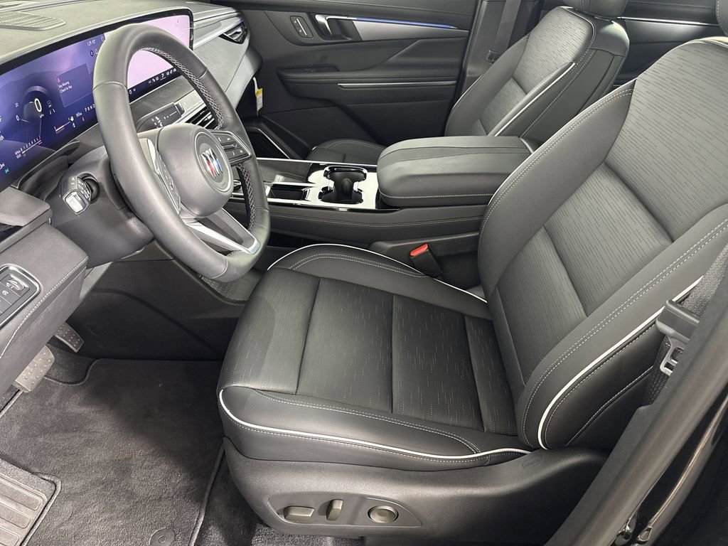 2025 Buick Enclave Sport Touring photo 7