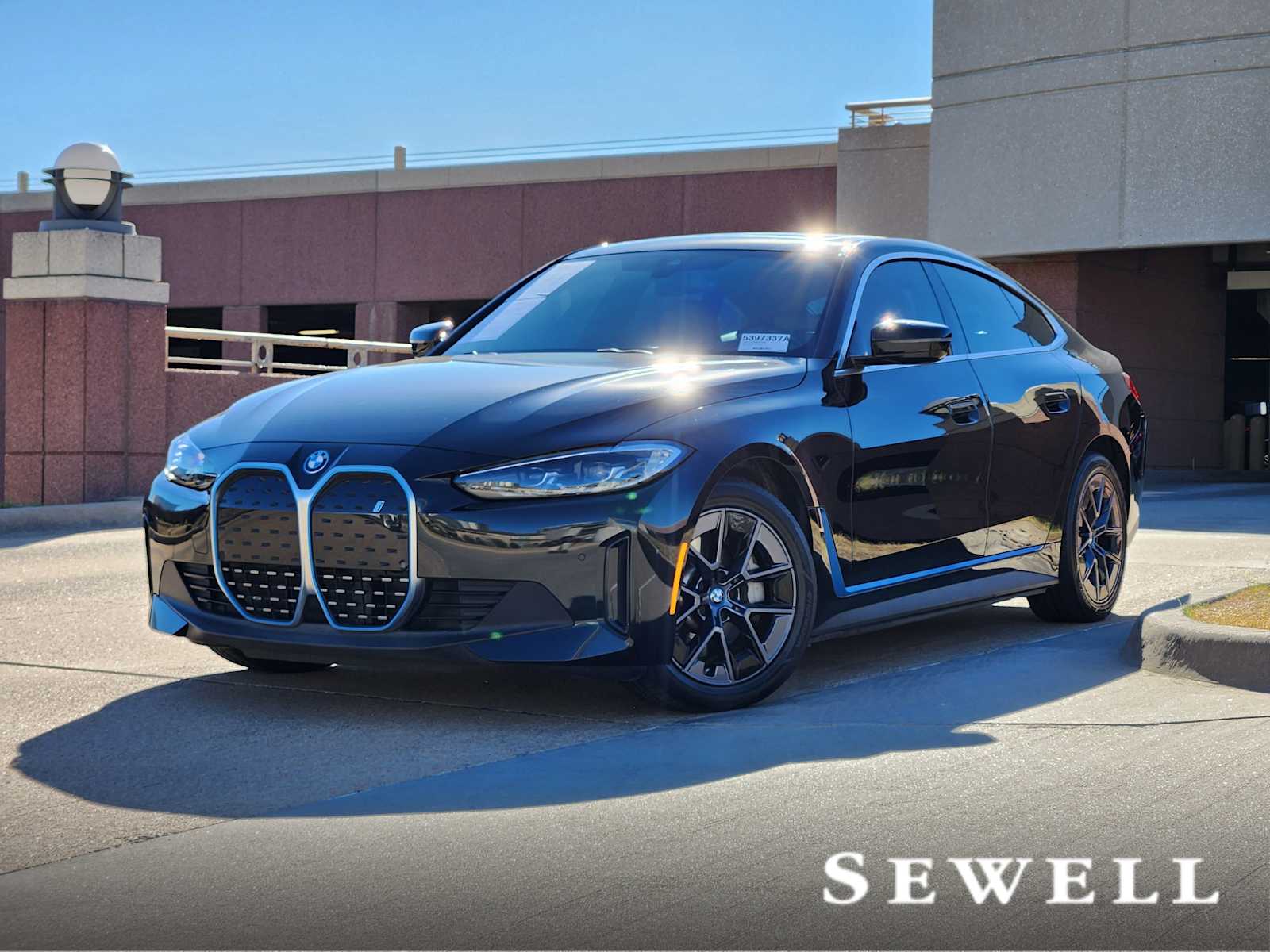 2023 BMW i4 40's photo