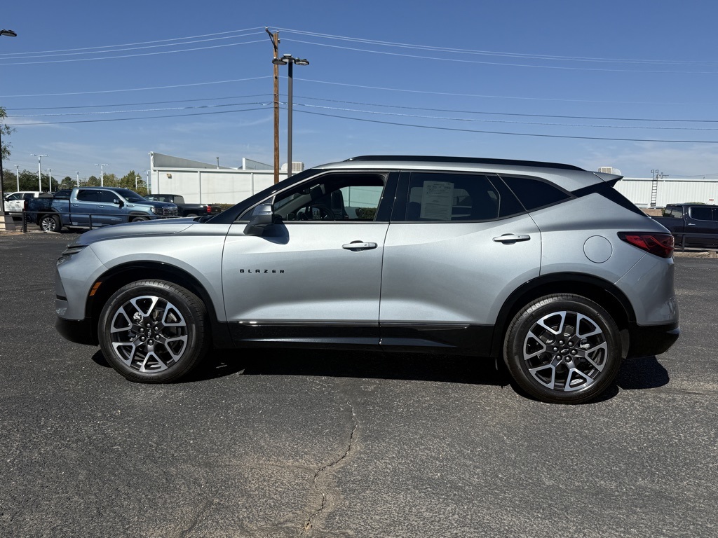 2023 Chevrolet Blazer RS photo 8