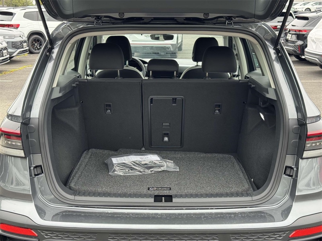 2025 Volkswagen Taos S photo 25