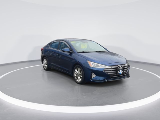 2020 Hyundai Elantra SEL photo 2