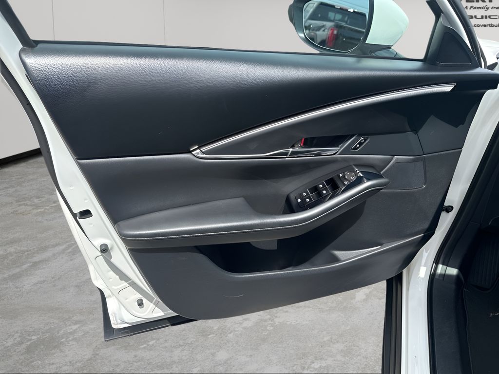 2023 Mazda CX-30 2.5 S Preferred photo 24