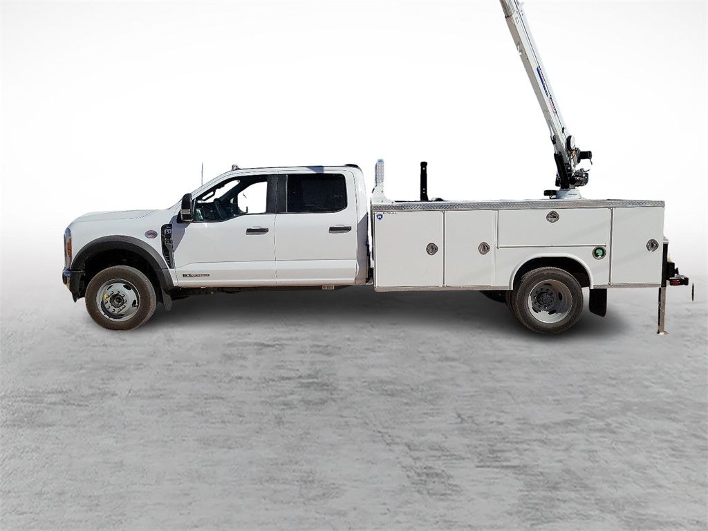 2024 Ford F-550 XL photo 6