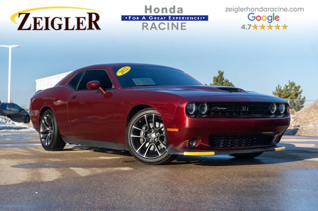 2022 Dodge Challenger R/T's photo