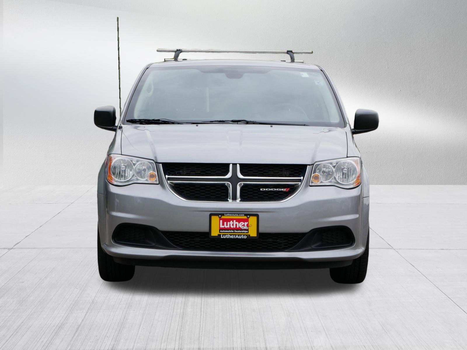 Used 2019 Dodge Grand Caravan SE with VIN 2C4RDGBG4KR656855 for sale in Vadnais Heights, Minnesota