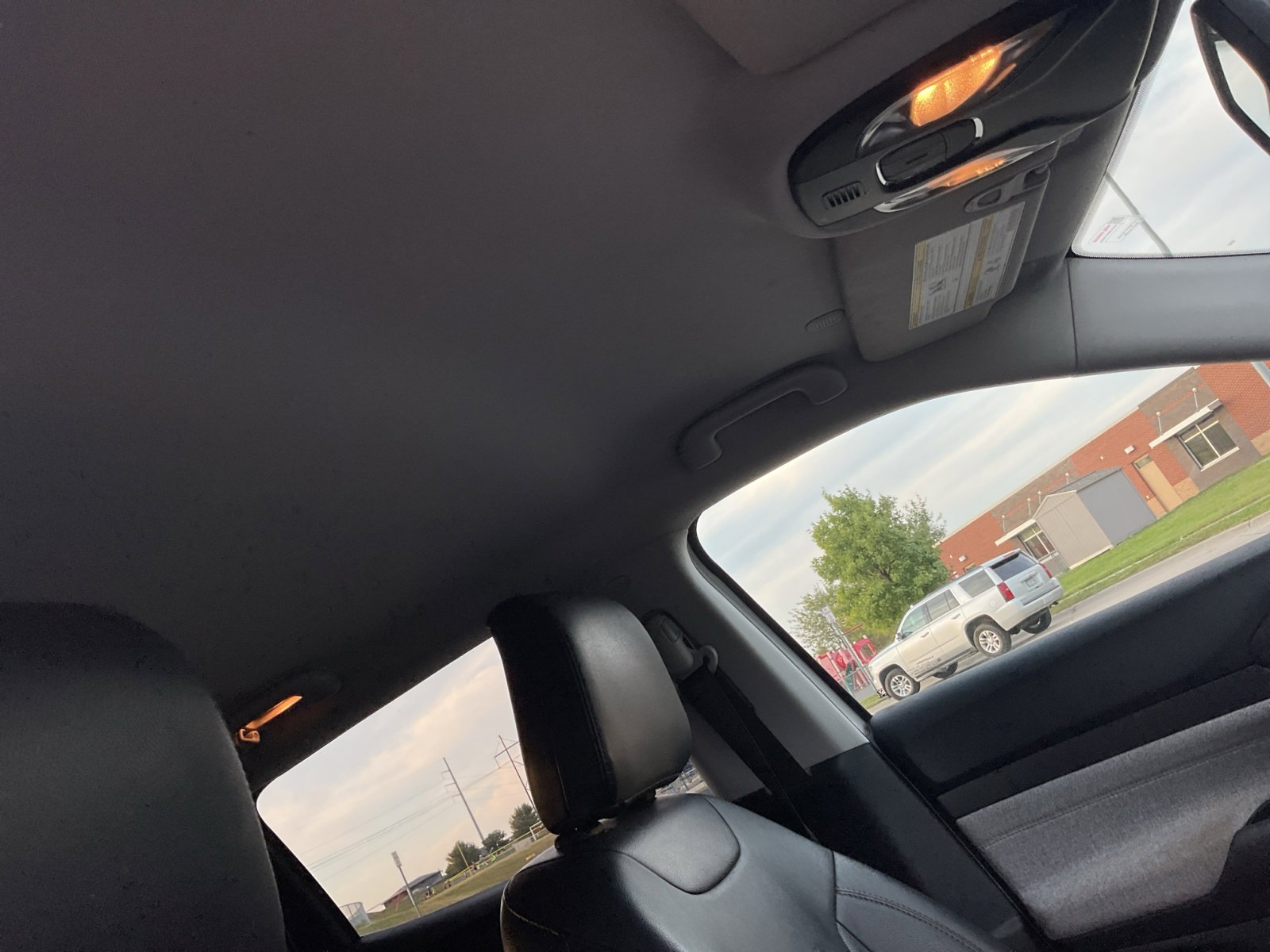 2022 Jeep Compass Latitude Lux photo 23