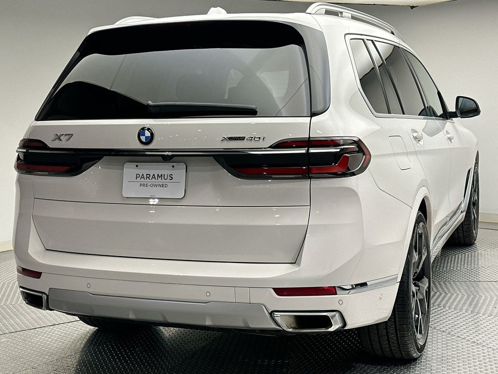 2024 Bmw X7 xDrive40i photo 2