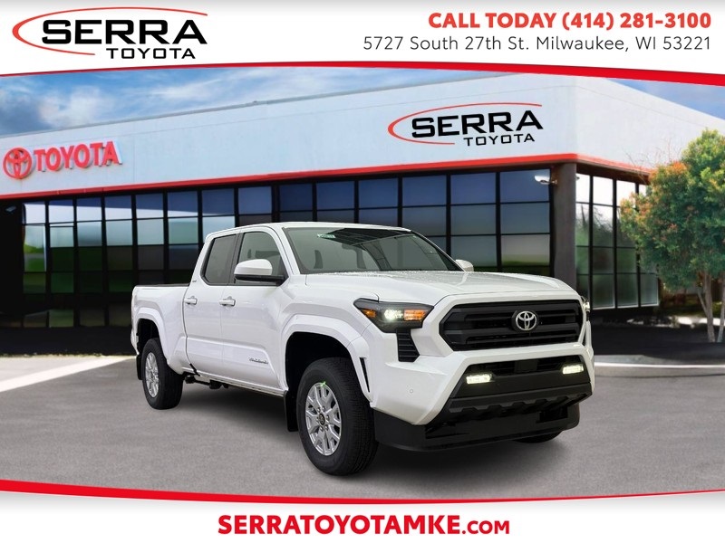 2025 Toyota Tacoma SR5's photo