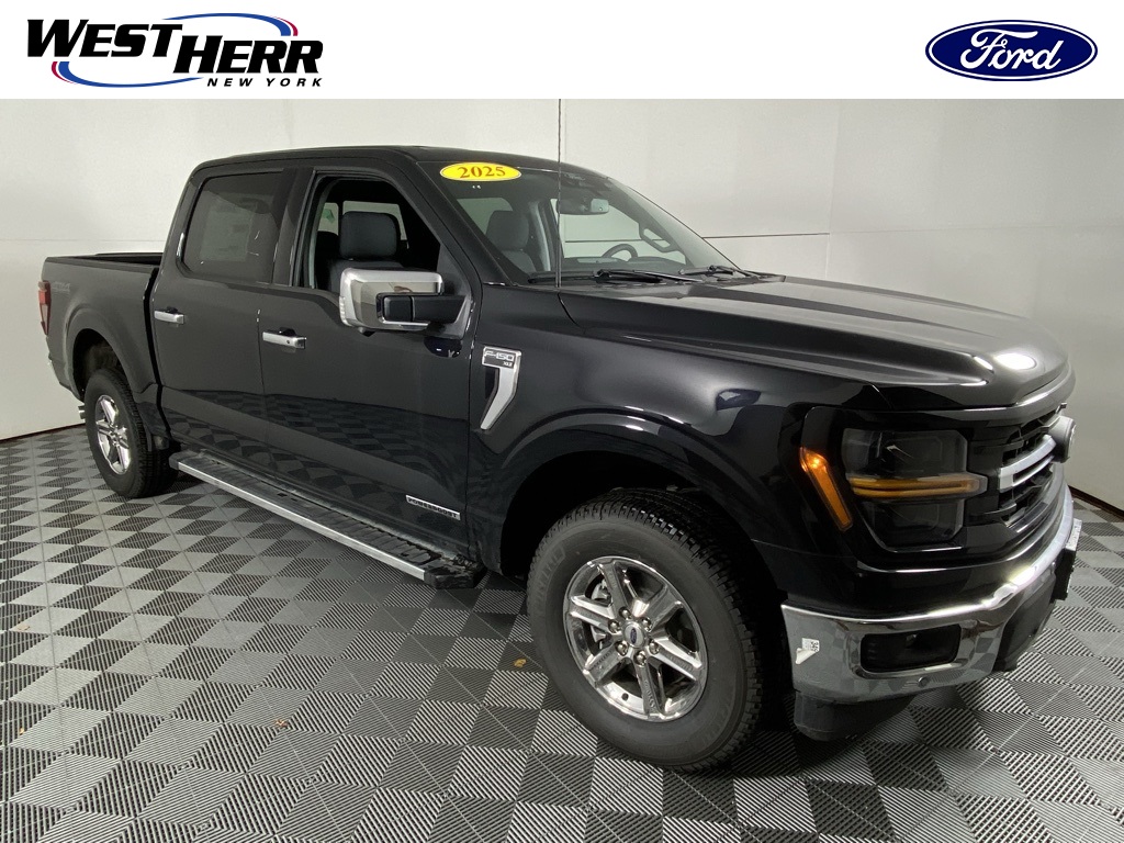 2025 Ford F-150 XLT's photo