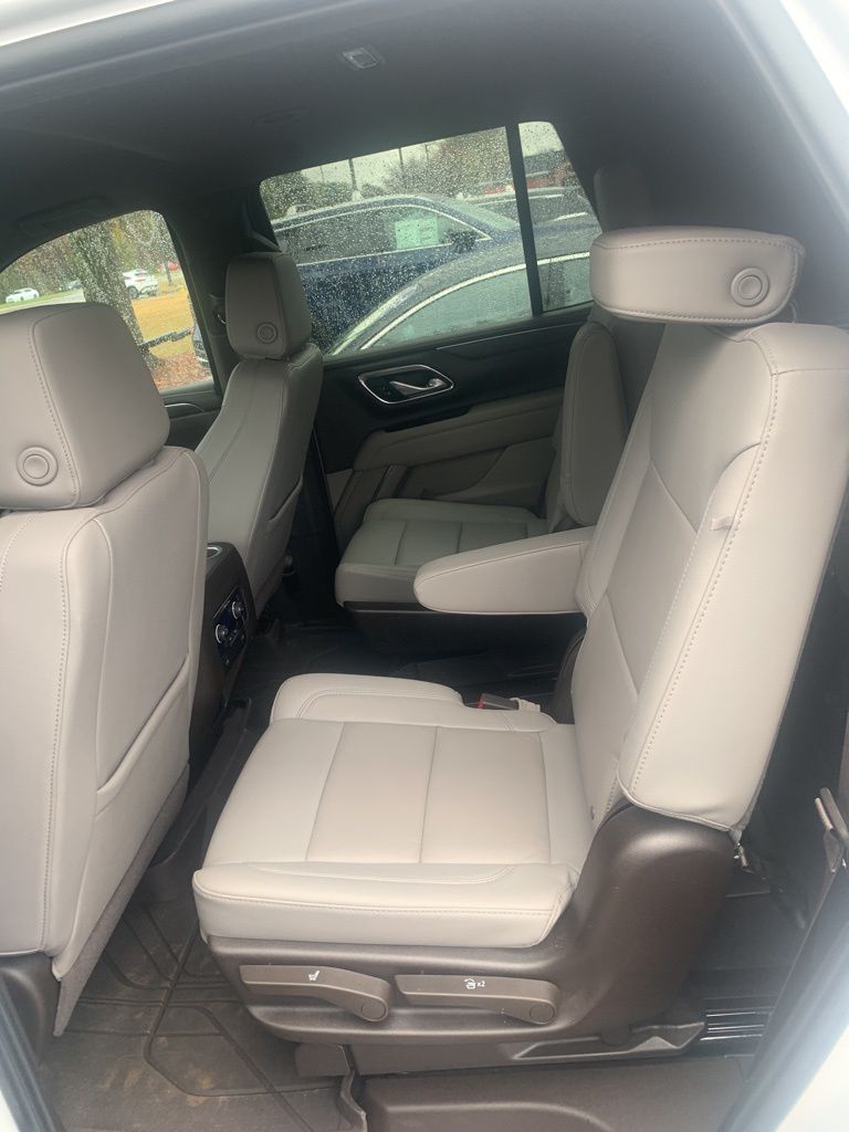 2023 Chevrolet Tahoe LT photo 4