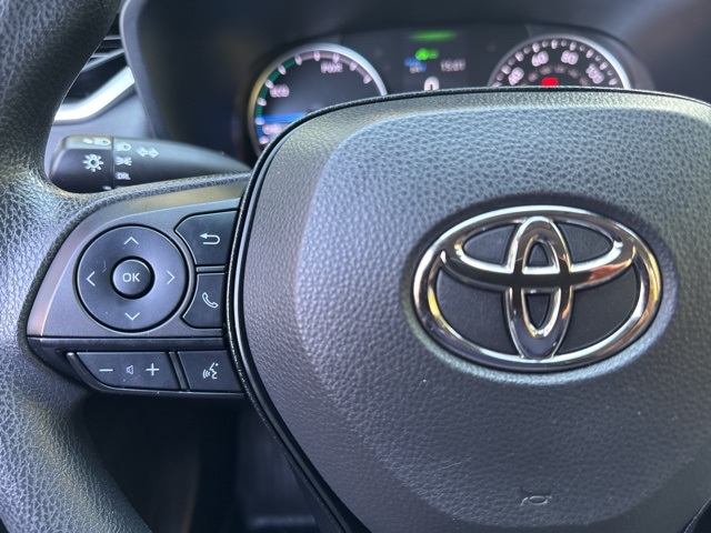 2022 Toyota RAV4 Hybrid LE photo 22