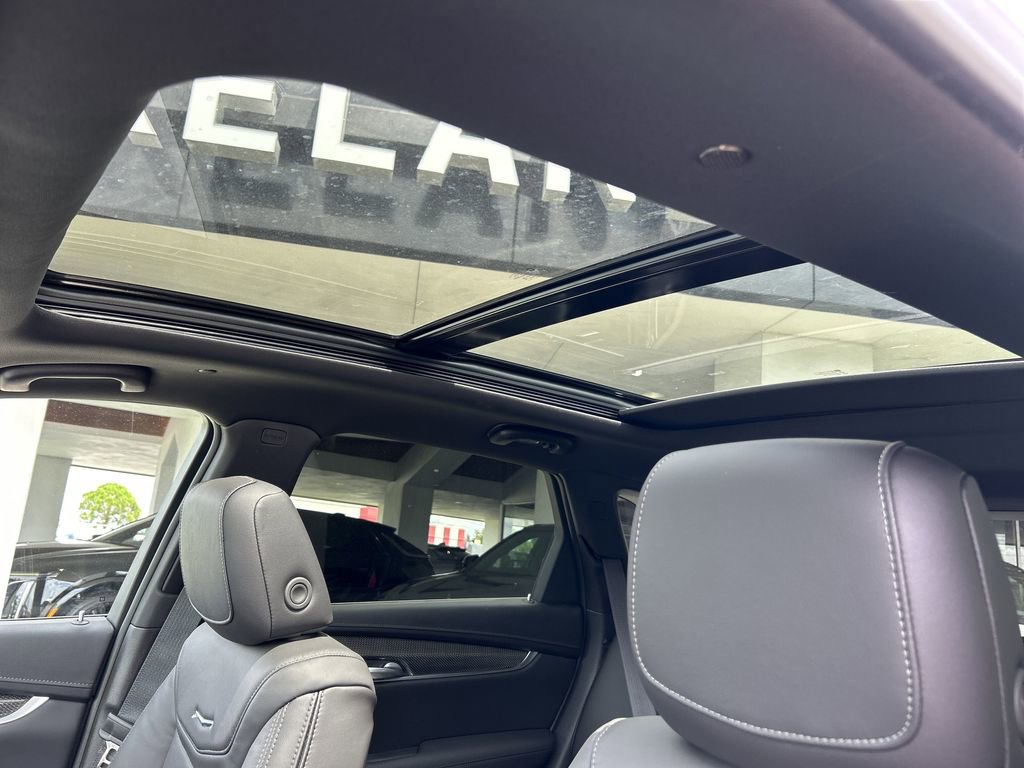 2025 Cadillac XT5 Sport photo 21