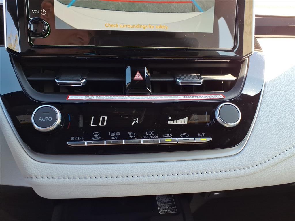 2025 Toyota Corolla SE photo 16