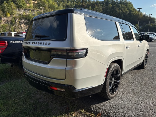 2024 Jeep Grand Wagoneer L II photo 4