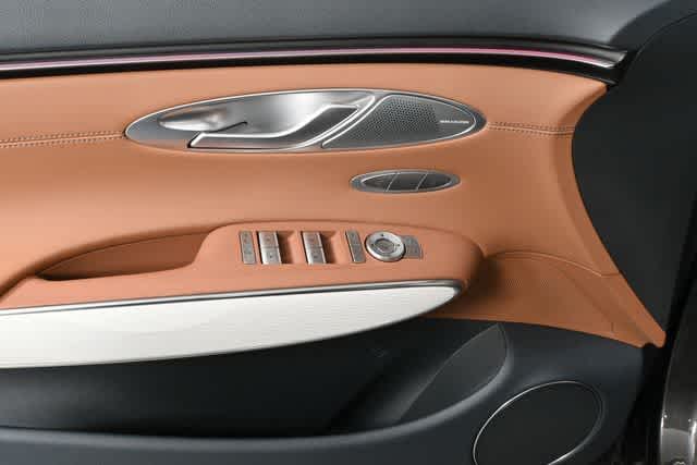 2026 Genesis GV70 2.5T Advanced photo 16