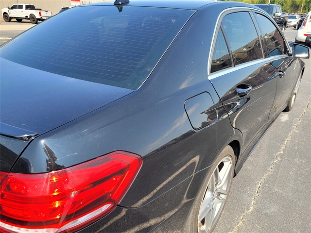 2014 Mercedes Benz E 350 4MATIC photo 4