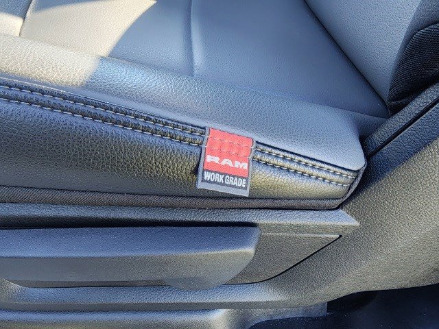 2024 Ram 2500 Tradesman photo 11