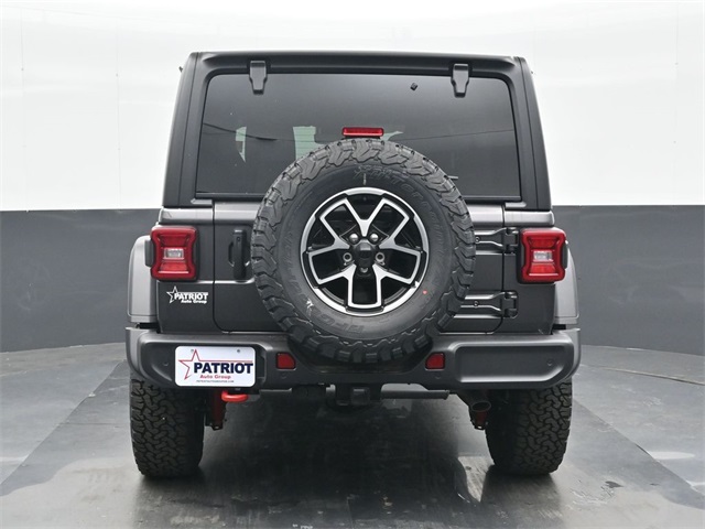 2024 Jeep Wrangler Rubicon photo 2