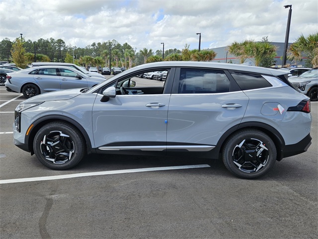 2026 Kia Sportage EX photo 2