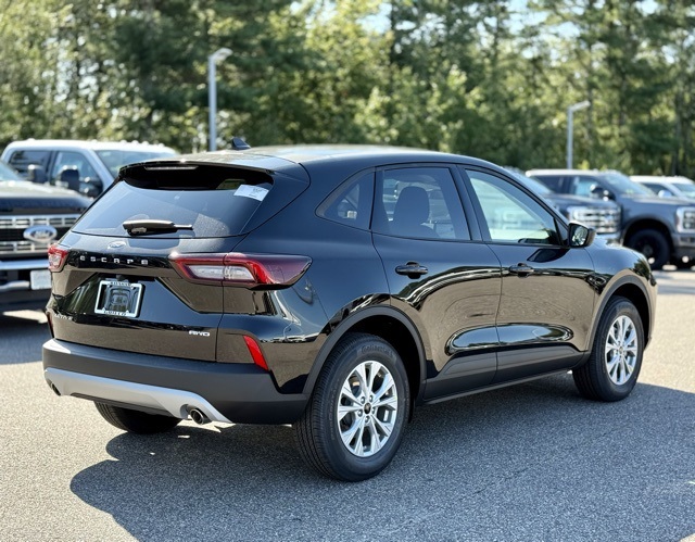 2025 Ford Escape Active photo 4